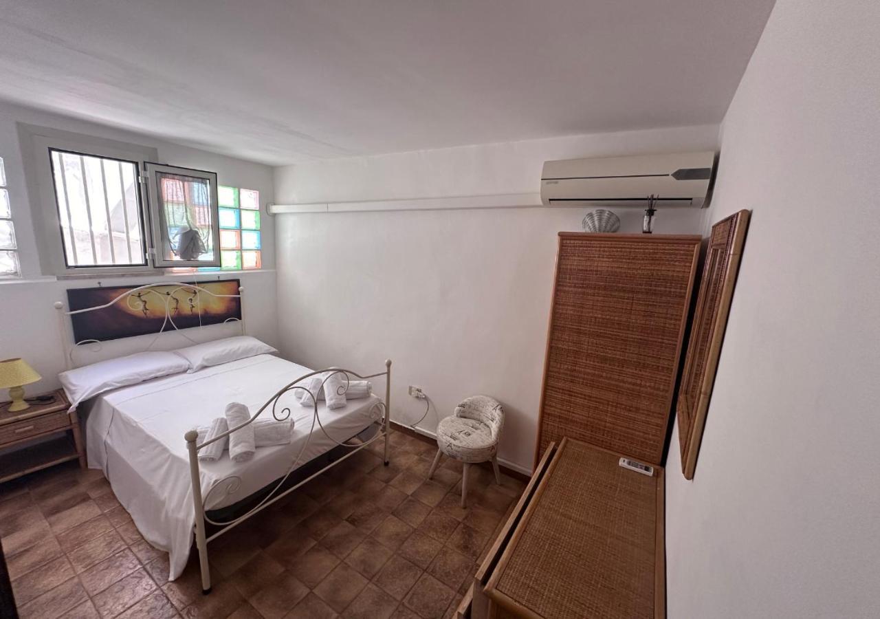 Casa Sulla Spiaggia A Sperlonga Con Parcheggio Gratuito מראה חיצוני תמונה